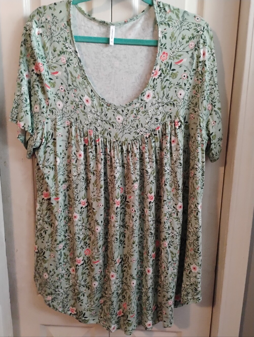 Longyuan Green Floral Short Sleeve Pleated Tunics Top Size 3XL